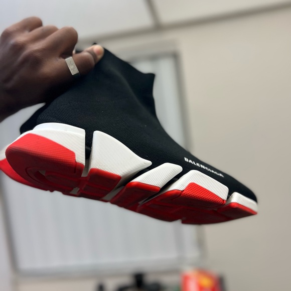 Speed 2.0 Sneaker in black recycled knit, white and red sole unit - Picture 14 of 14